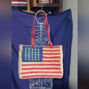 Straw shoulder  American Flag